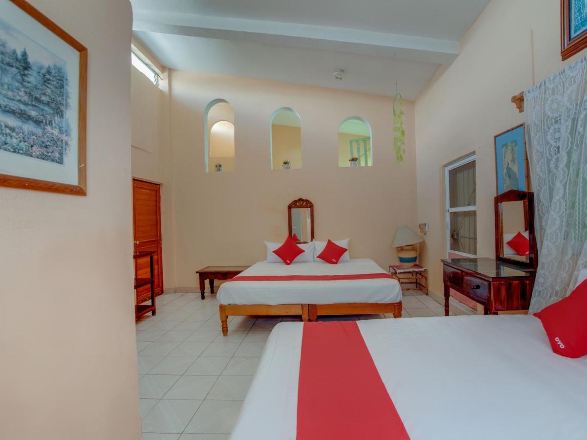 Oyo Hotel Casa Ada Zihuatanejo Zewnętrze zdjęcie