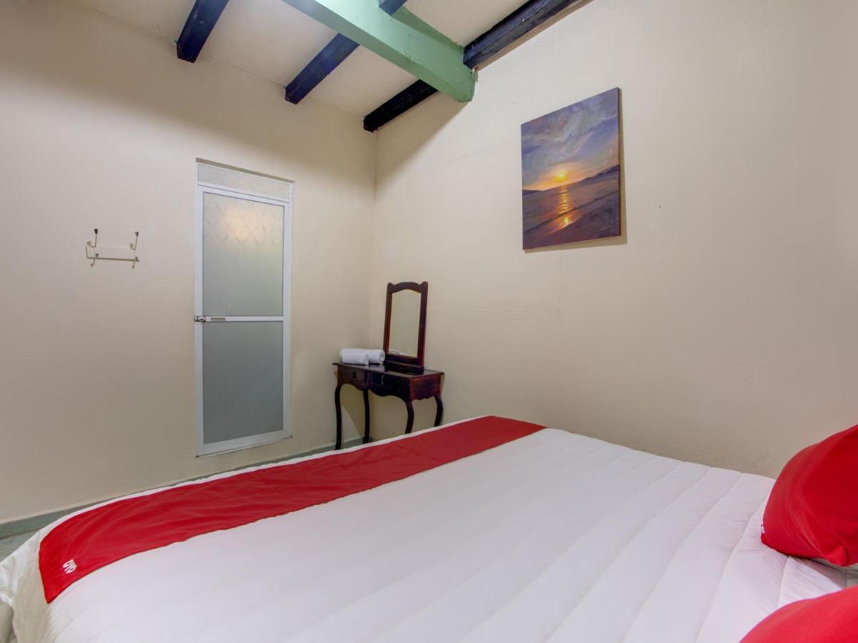 Oyo Hotel Casa Ada Zihuatanejo Zewnętrze zdjęcie