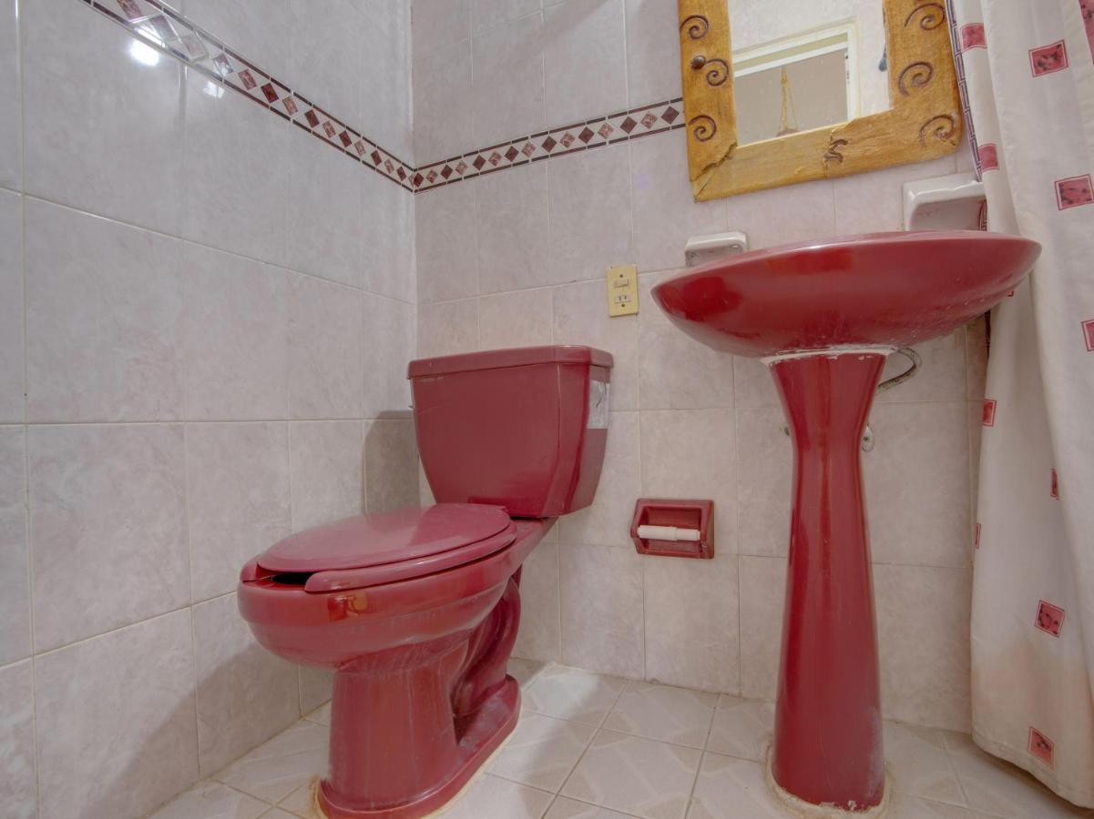 Oyo Hotel Casa Ada Zihuatanejo Zewnętrze zdjęcie